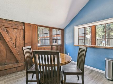 1081 Craig Avenue, South Lake Tahoe, CA 96150 Photo