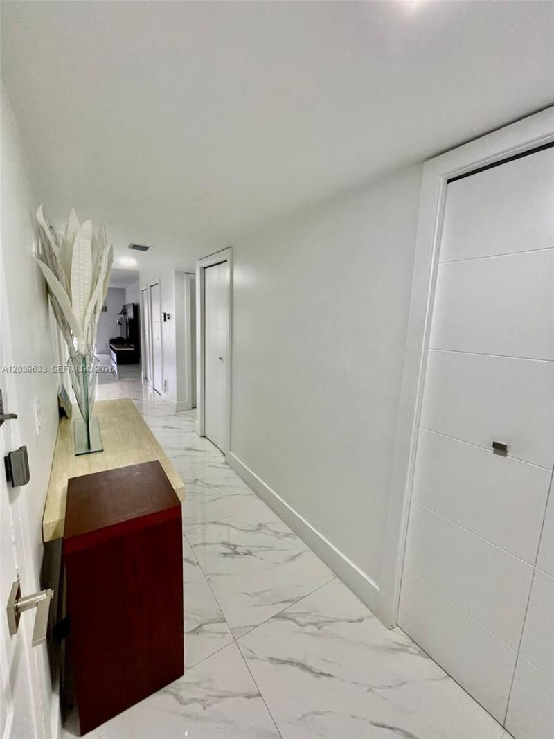 16461 Blatt Blvd , Unit 103, Weston, FL 33326 Photo