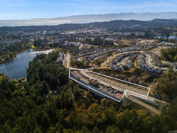 1260 Cedarbrook Way , Langford, BC V9B 7J8