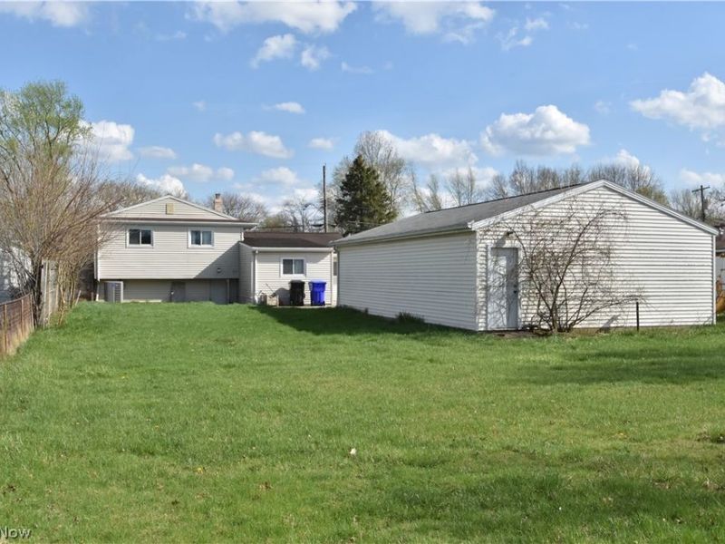 6208 Sylvia Drive, Brook Park, OH 44142 Photo 32