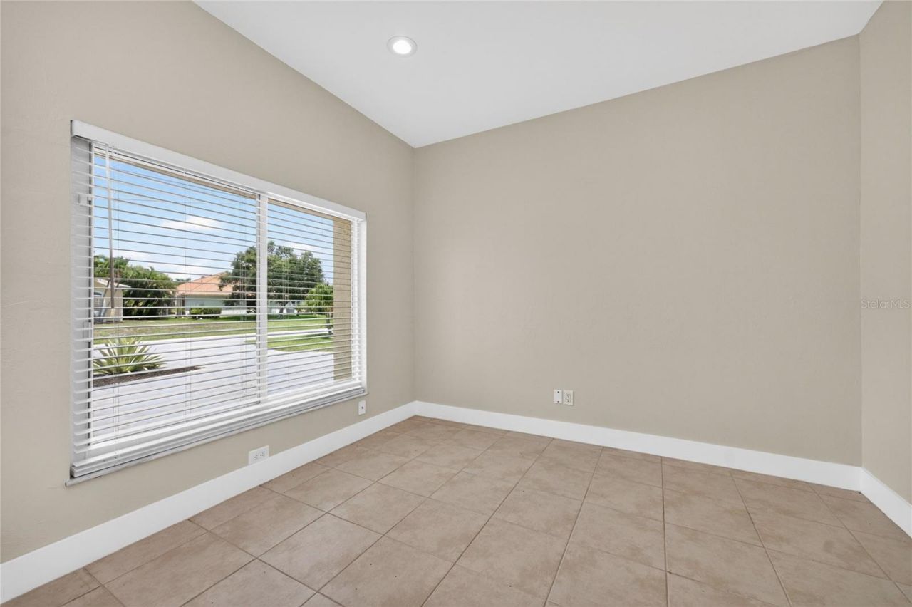 3310 SW 26th Avenue , Cape Coral, FL 33914 Photo