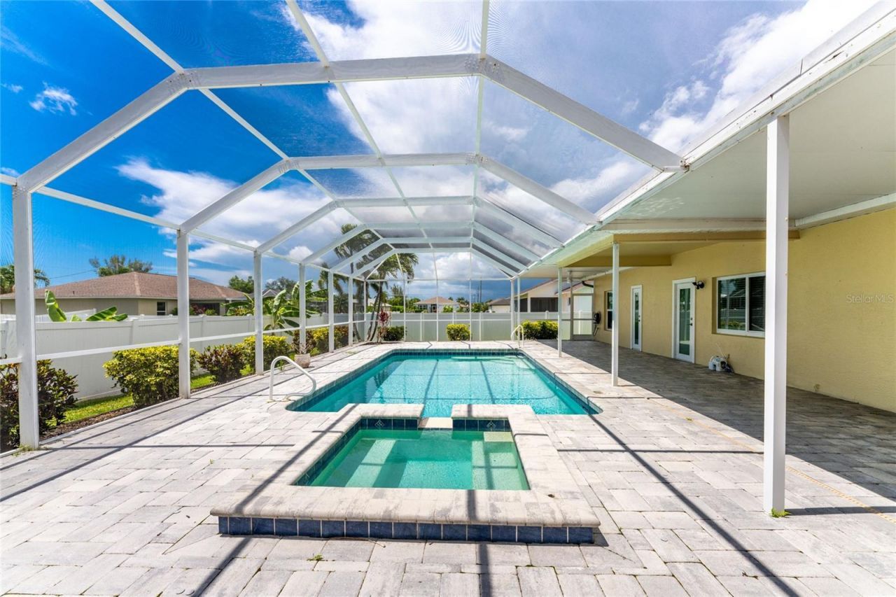 3310 SW 26th Avenue , Cape Coral, FL 33914 Photo