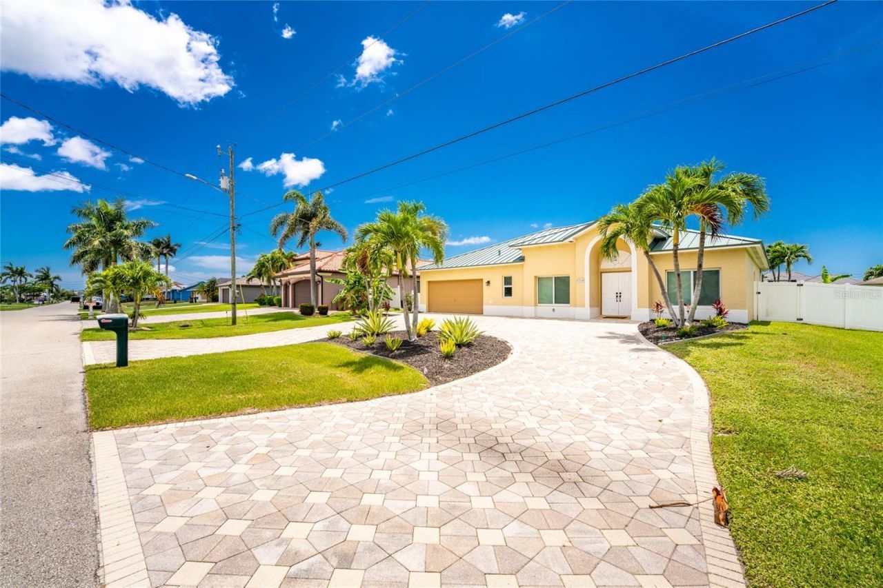 3310 SW 26th Avenue , Cape Coral, FL 33914 Photo