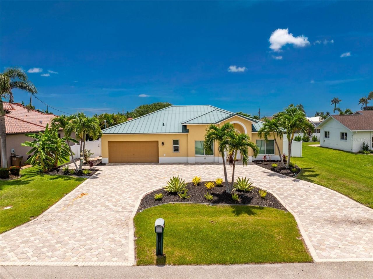 3310 SW 26th Avenue , Cape Coral, FL 33914 Photo
