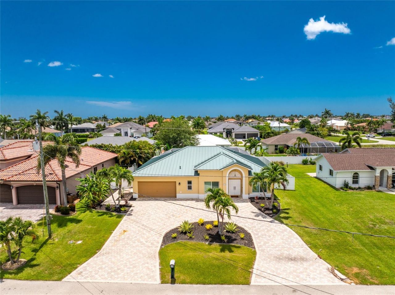 3310 SW 26th Avenue , Cape Coral, FL 33914 Photo