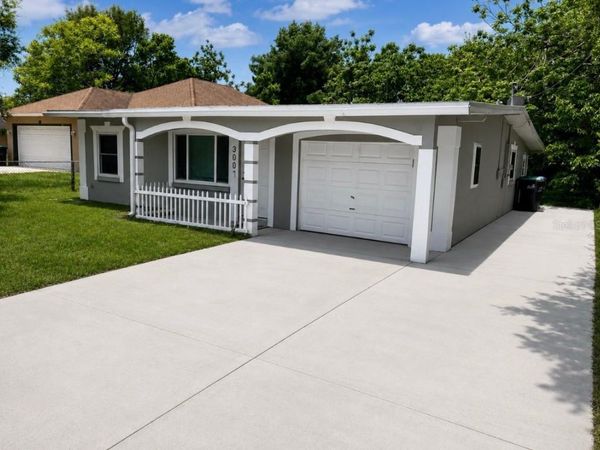 300 S BUENA VISTA AVENUE , ORLANDO, FL 32835