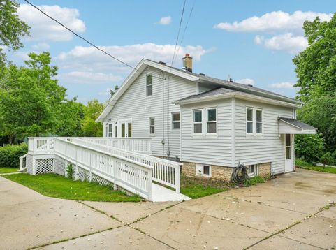 Main Photo