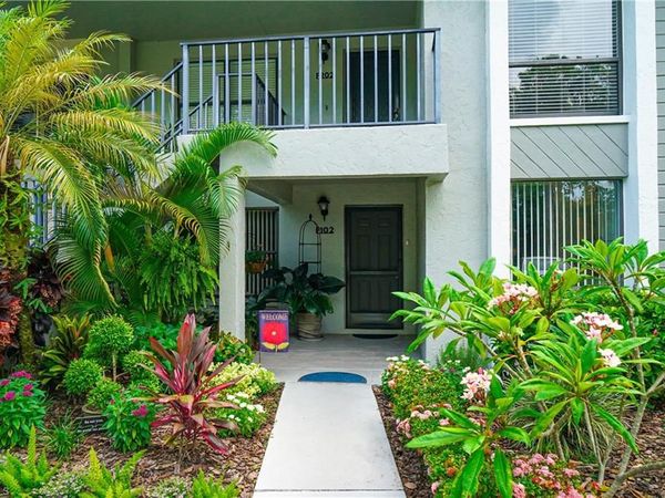1223 Commonwealth CIR, Unit 102, NAPLES, FL 34116