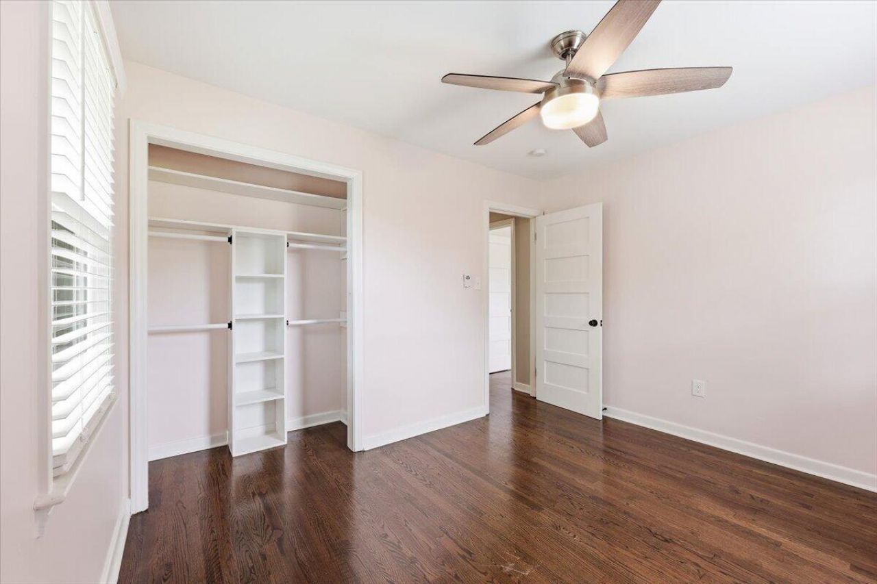 2627 Ridgewood Avenue Photo 14