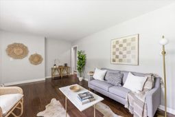 2627 Ridgewood Avenue photo 4