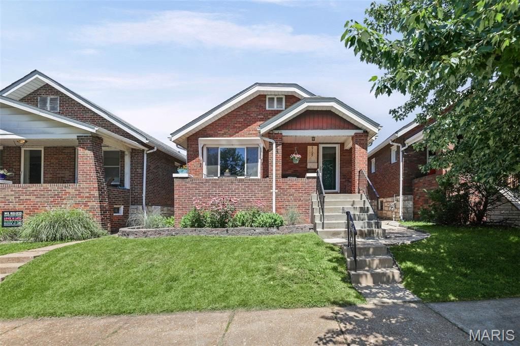 6109 Newport Avenue , Saint Louis, MO 63116 Main Photo