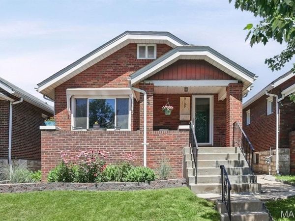 6109 Newport Avenue, St Louis, MO 63116