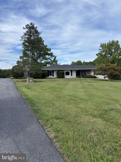4212 DUSTIN ROAD, BURTONSVILLE, MD 20866