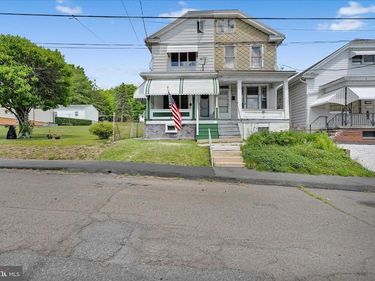 41 S SPENCER STREET, FRACKVILLE, PA 17931