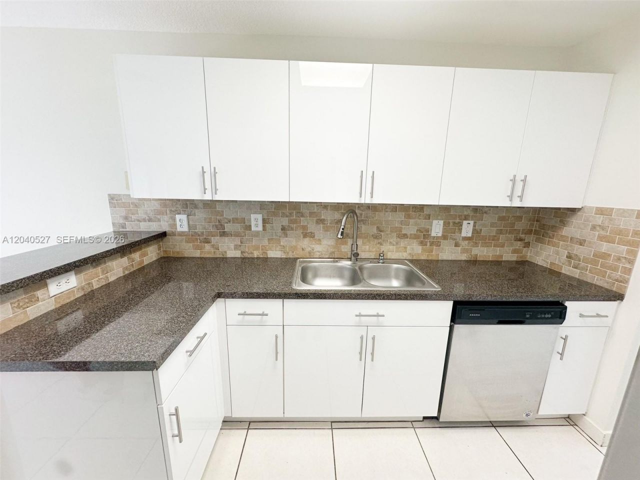 2150 NW 171st Ter , Pembroke Pines, FL 33028 Photo