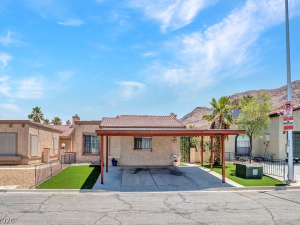 2256 Sabroso Street , Las Vegas, NV 89156