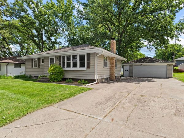 5956 Ensign Avenue N, New Hope, MN 55428