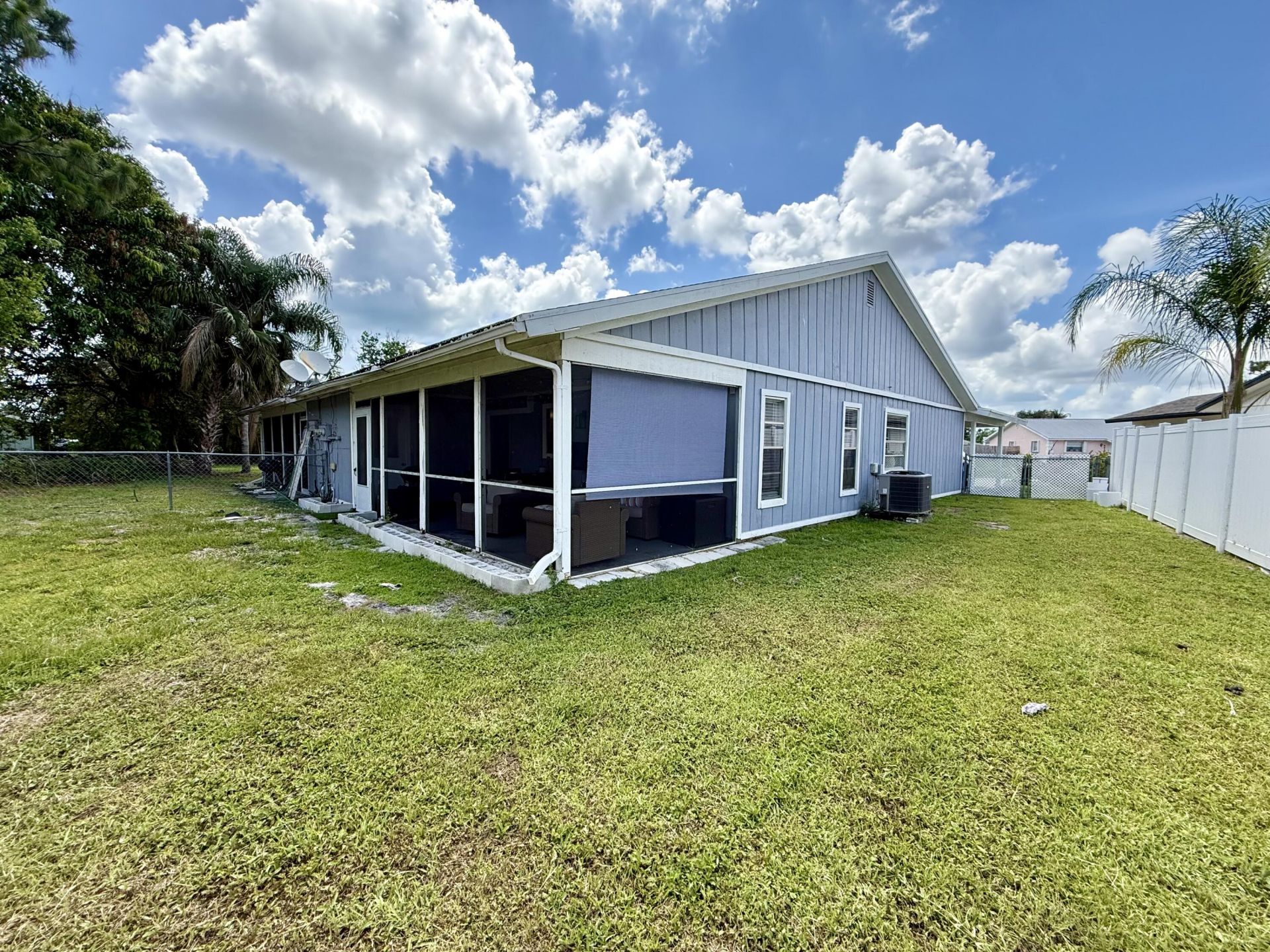 4441-4443 SE Village Road, Stuart, FL 34997 Photo