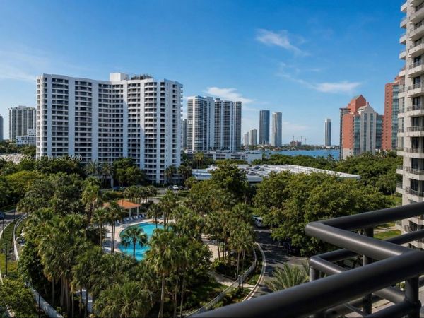 3300 NE 191st St , Unit 907, Aventura, FL 33180