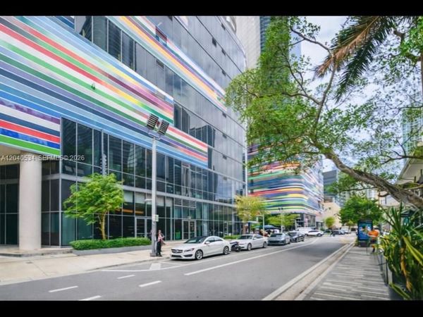 45 SW 9th St, Unit 1004, Miami, FL 33130