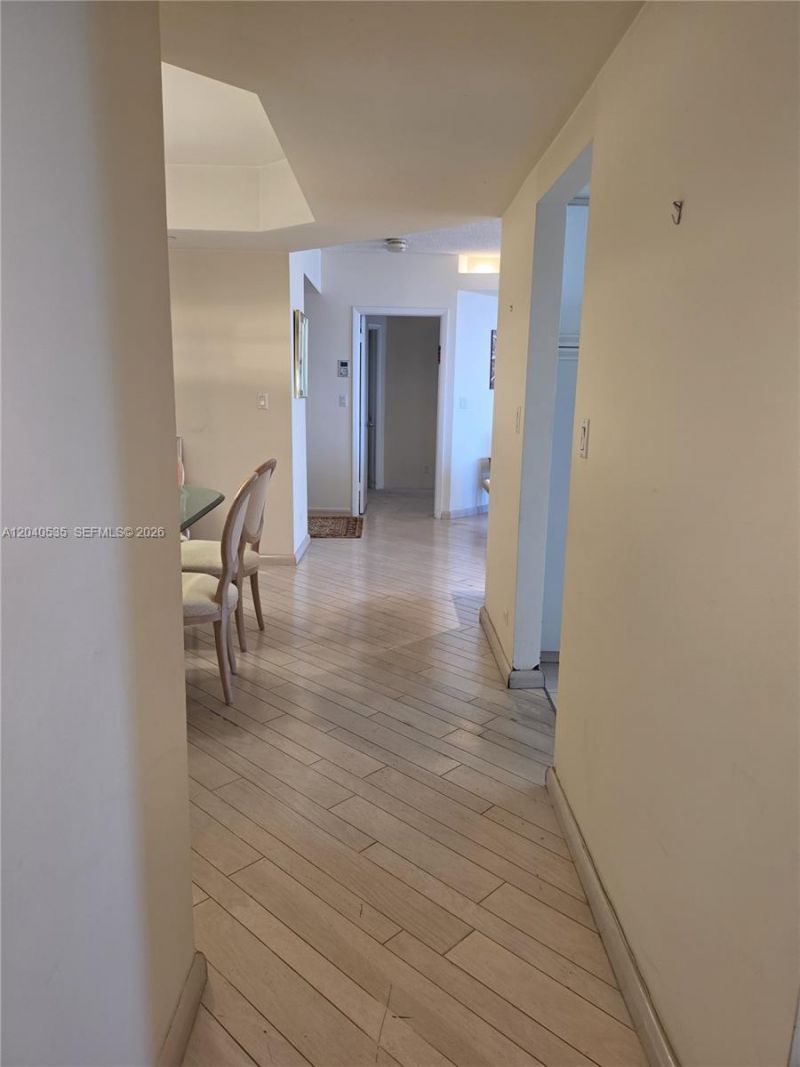 20191 E Country Club Dr , Unit 1805, Aventura, FL 33180 Photo