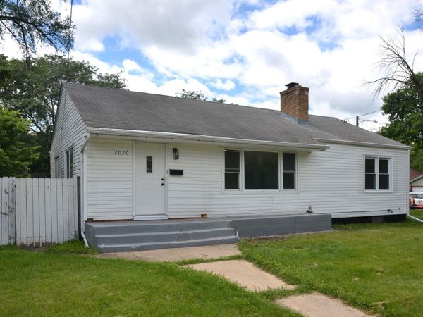 2020 N Rockton Avenue , Rockford, IL 61103