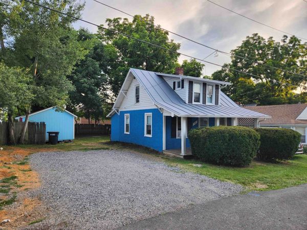 19 W WEAVER AVE, HARRISONBURG, VA 22801