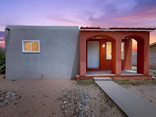 1430 Franciscan Street NE, Albuquerque, NM 87102