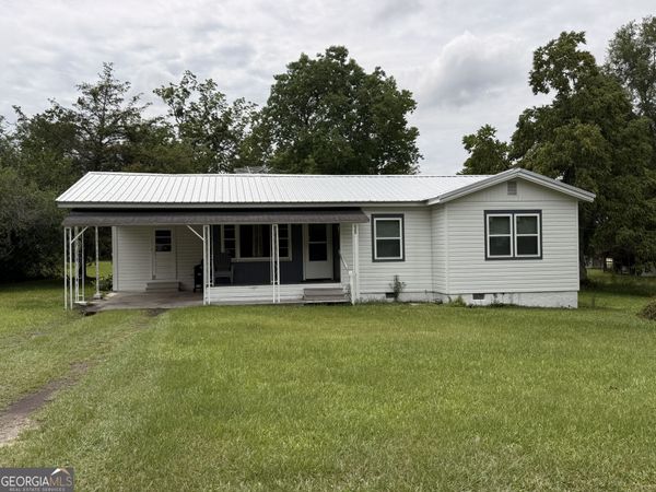 1305 N Pearl Avenue, Douglas, GA 31533