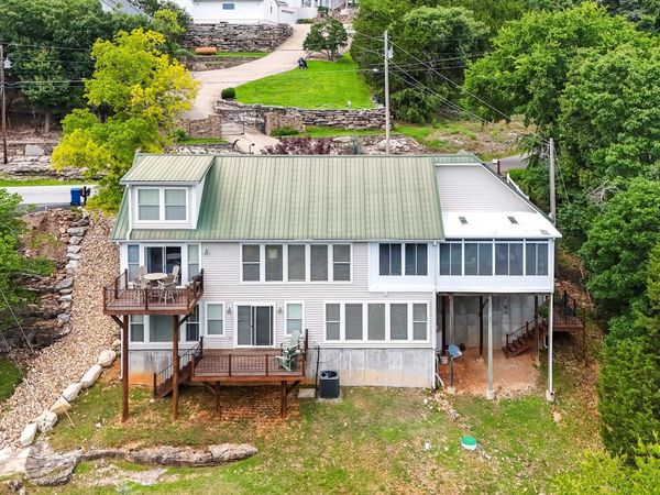 464 Slane Chapel Road , Branson West, MO 65737