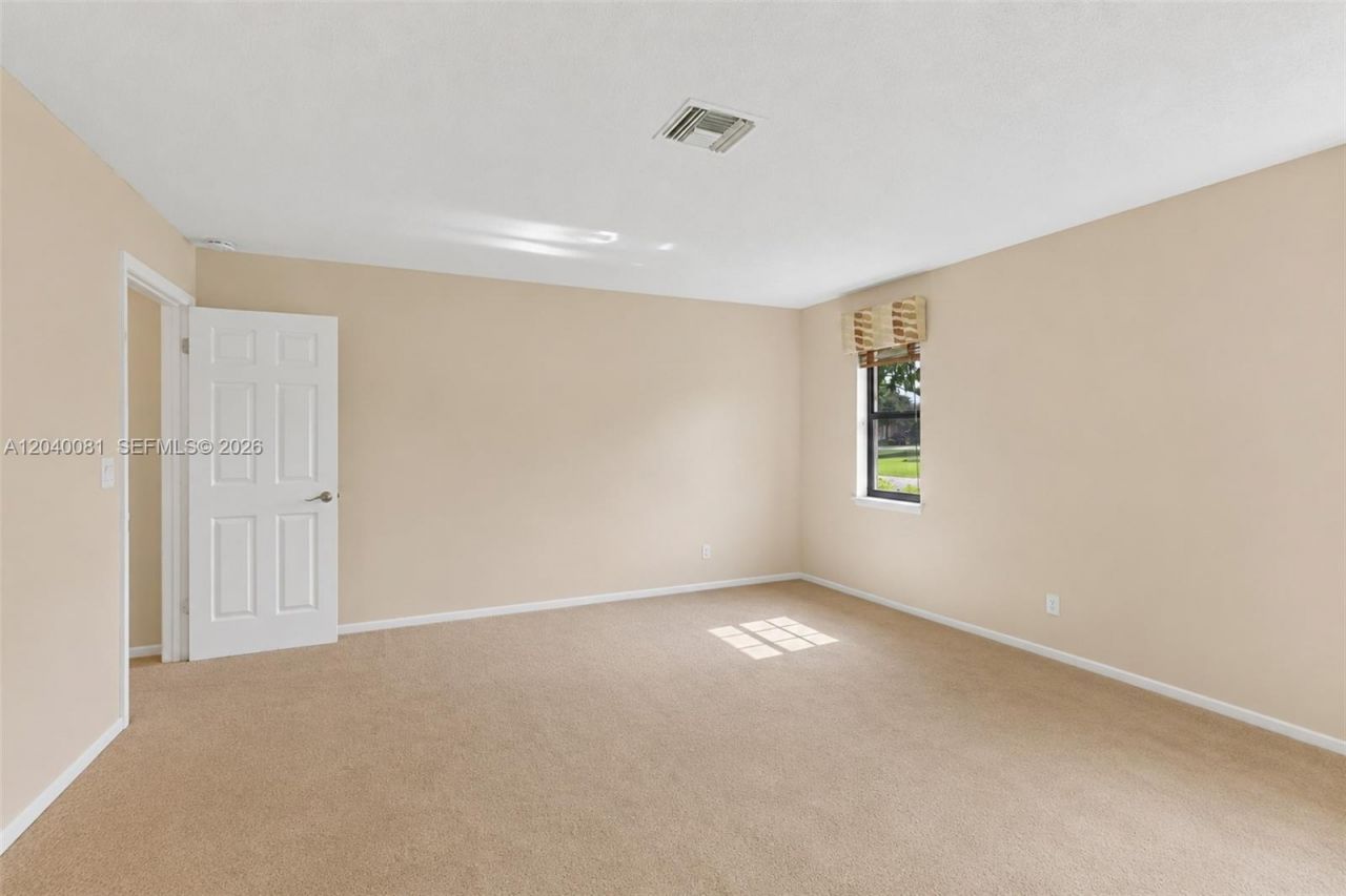 2518 NW 121st Dr, Coral Springs, FL 33065 Photo