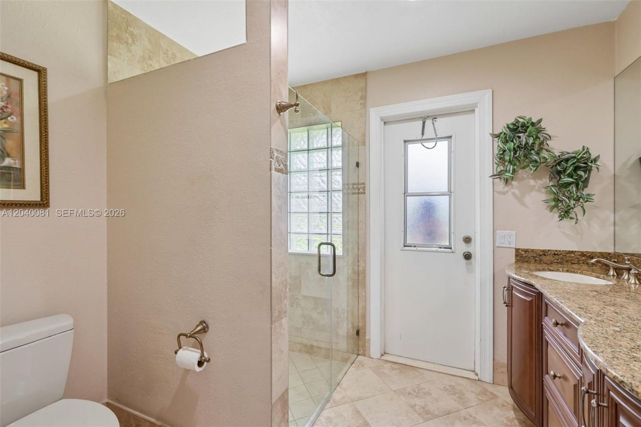 2518 NW 121st Dr, Coral Springs, FL 33065 Photo