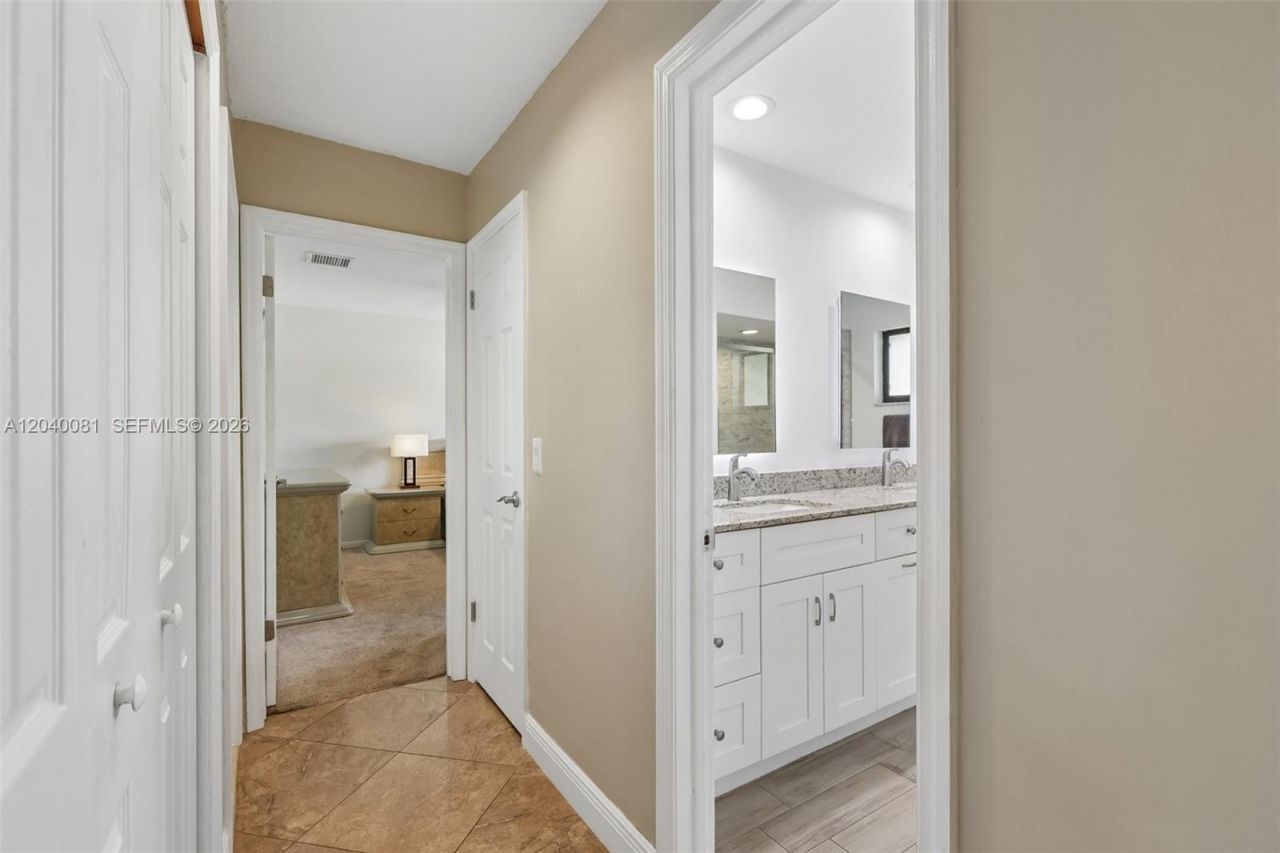 2518 NW 121st Dr, Coral Springs, FL 33065 Photo