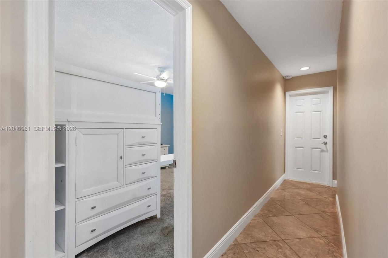 2518 NW 121st Dr, Coral Springs, FL 33065 Photo
