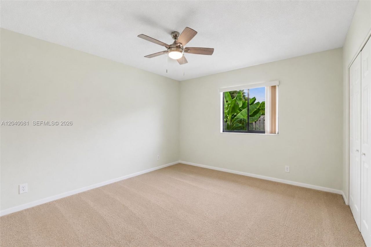 2518 NW 121st Dr, Coral Springs, FL 33065 Photo