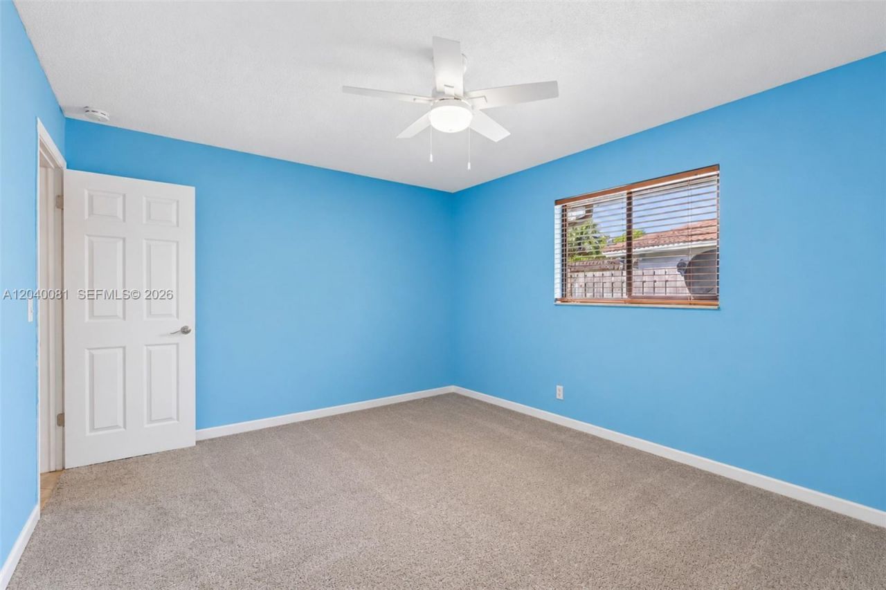 2518 NW 121st Dr, Coral Springs, FL 33065 Photo