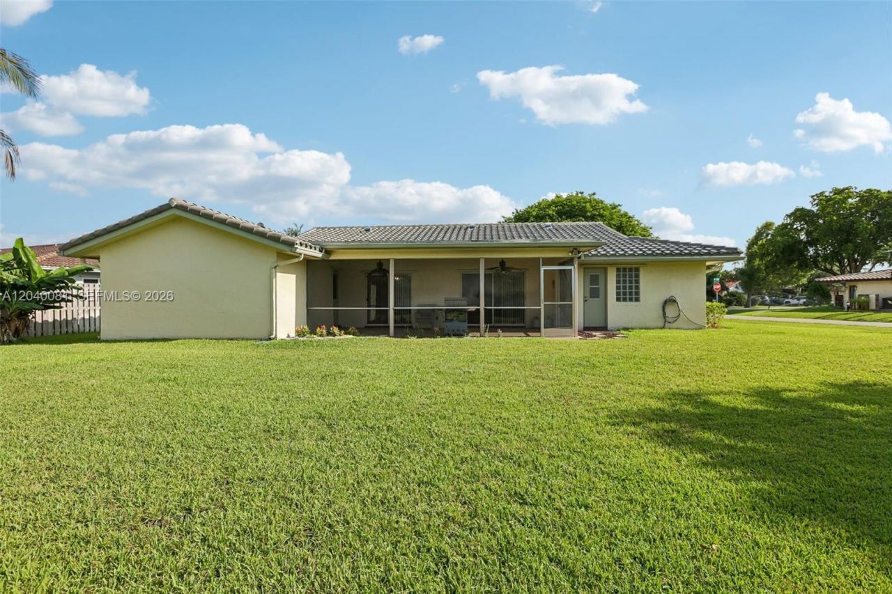 2518 NW 121st Dr, Coral Springs, FL 33065 Photo