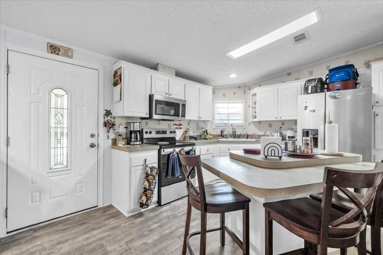 6801 Bernadean Boulevard , Punta Gorda, FL 33982 Photo