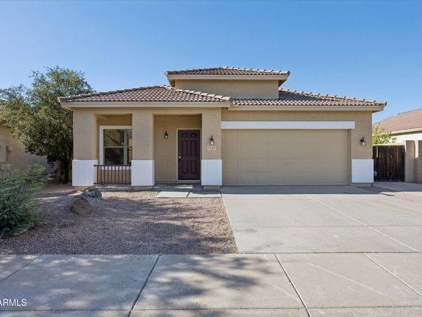 1114 E PEDRO Road, Phoenix, AZ 85042