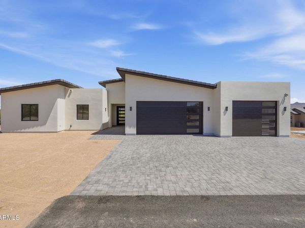 1636 W DONATELLO Drive, Phoenix, AZ 85086