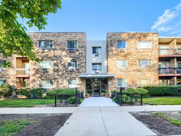 420 Home Avenue , Unit 309N, Oak Park, IL 60302