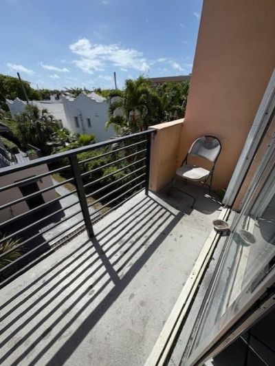 365 NE 125th Street, Unit 302, North Miami, FL 33161 Photo