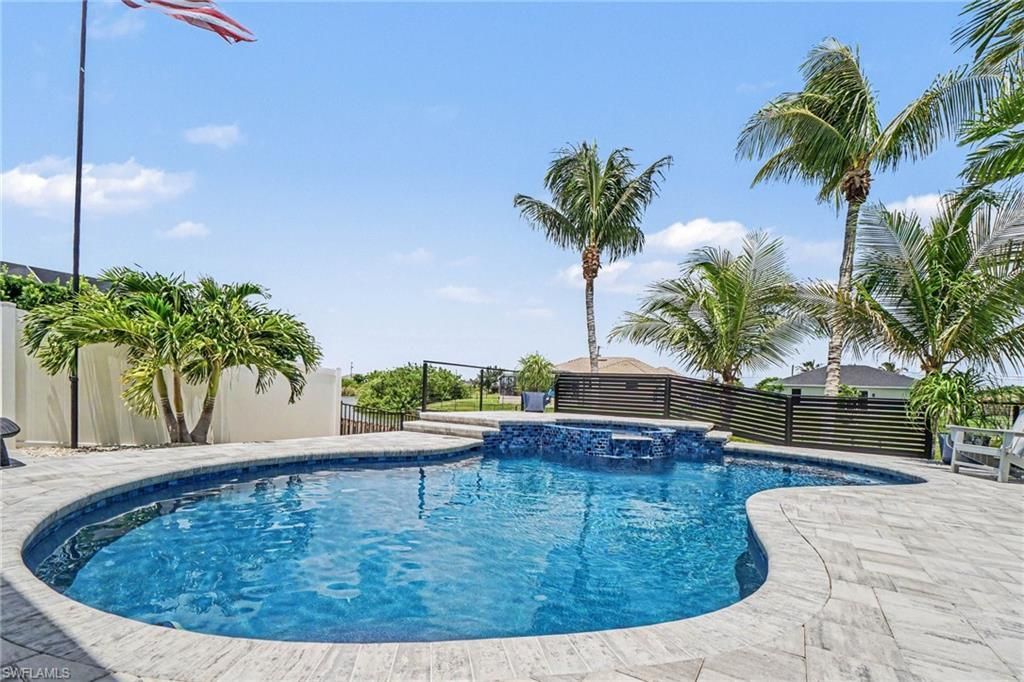 1833 NW 7th Ave, Cape Coral, FL 33993 Photo