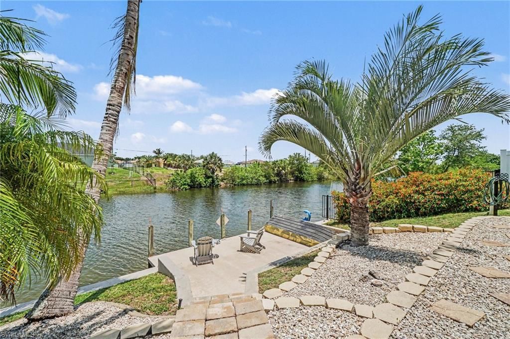 1833 NW 7th Ave, Cape Coral, FL 33993 Photo