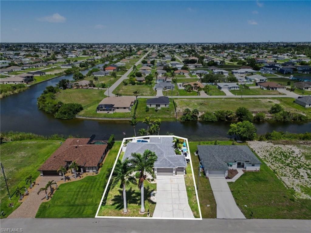 1833 NW 7th Ave, Cape Coral, FL 33993 Photo