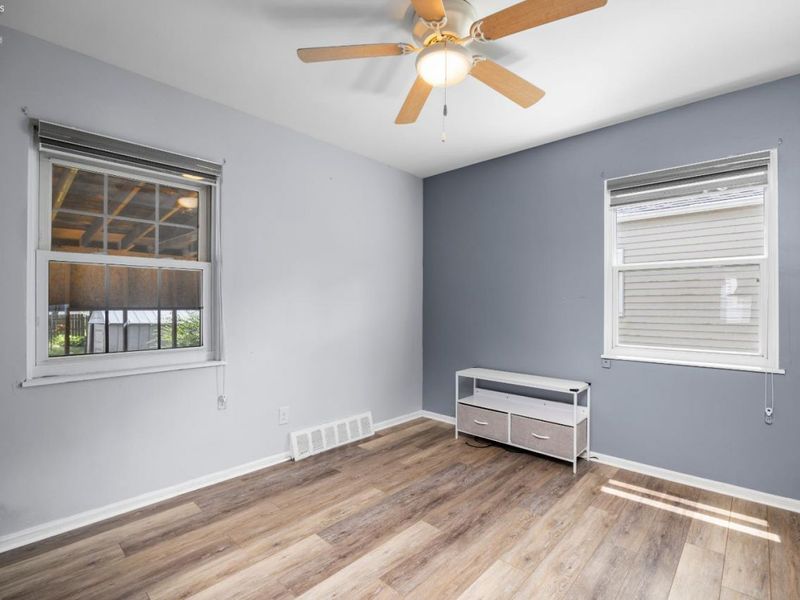 130 Roger Avenue, Bellevue, OH 44811 Photo 12