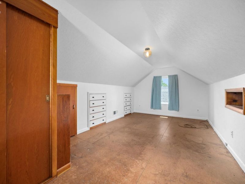 130 Roger Avenue, Bellevue, OH 44811 Photo 19