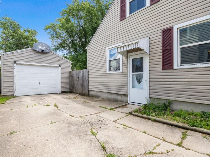 130 Roger Avenue, Bellevue, OH 44811 Photo 27