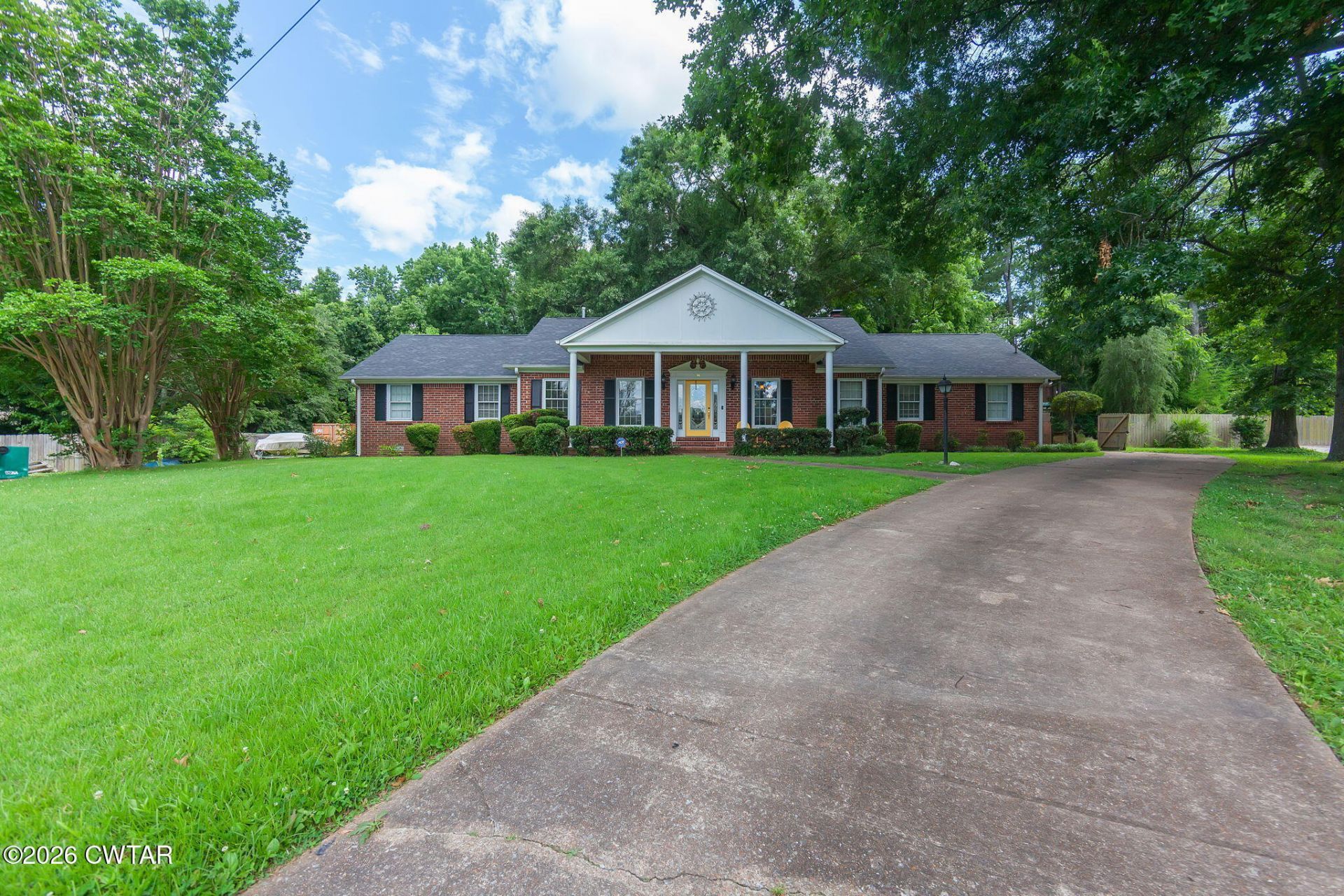 38 Leigh Lane  Jackson, TN 38305