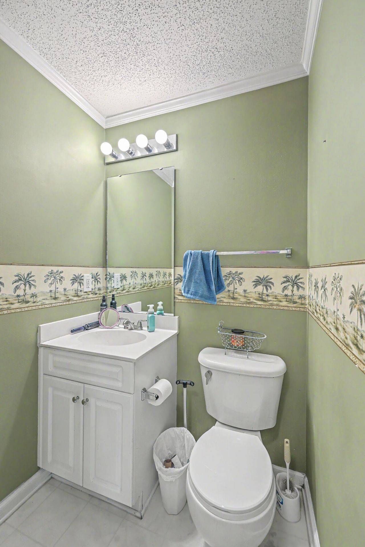 8047 Old London Road Photo 14